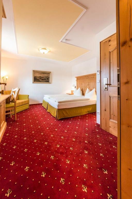Metzgerei Gasthof Oberhauser - Hotel Zur Post Egling Eksteriør billede